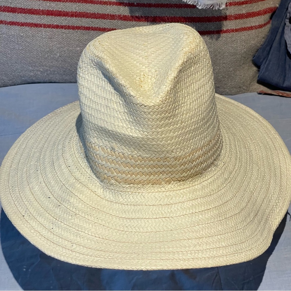 Straw floppy wide brim sunhat